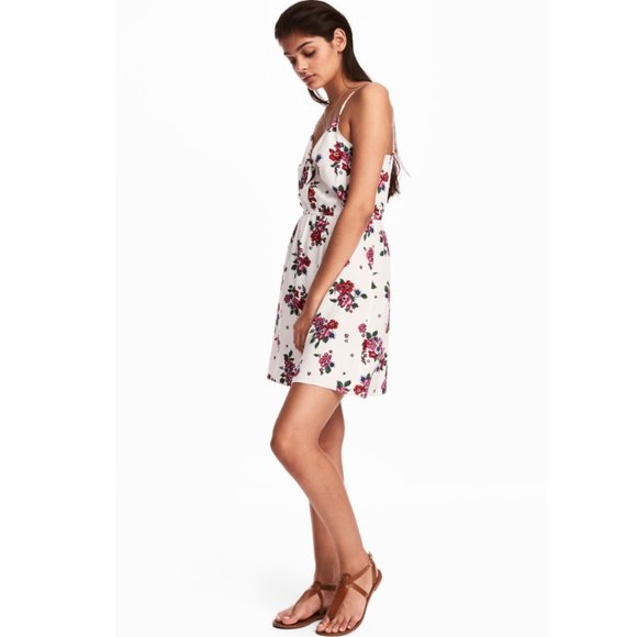 H&M DIVIDED White Floral Front Tie Detail V-Neck Sundress - Size 6 - Picture 4 of 13